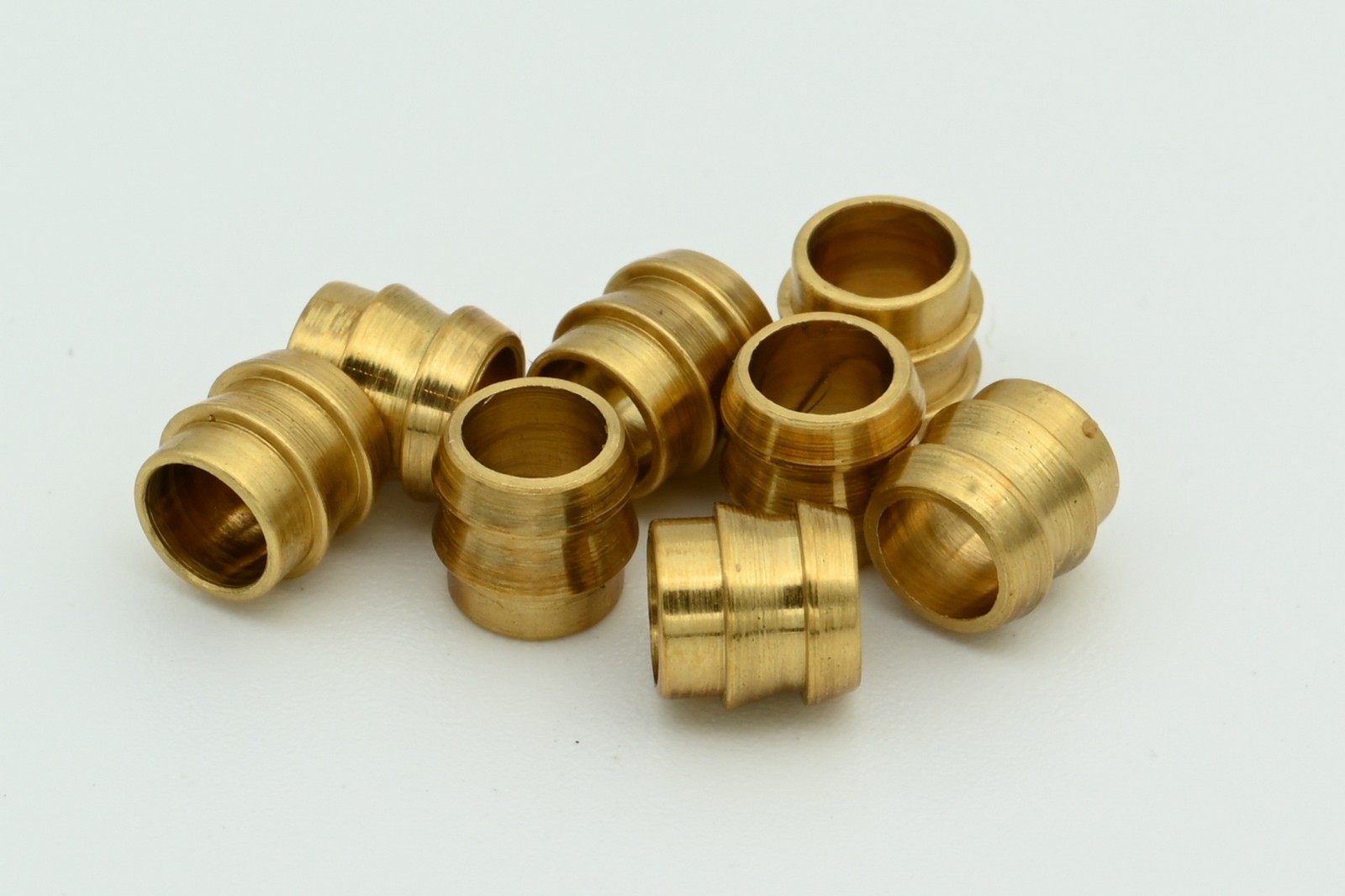 Du-Bro #814 5/32" I.D. Fuel Line Barbs Du-Bro #814 5/32" I.D. Fuel Line Barbs